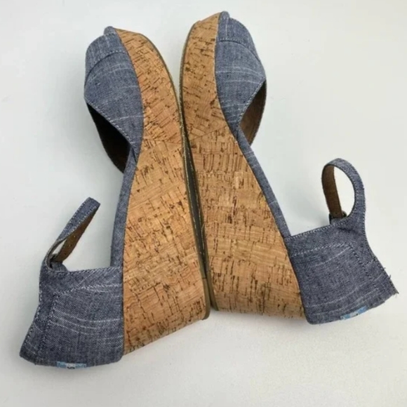 Toms | Chambray Blue Cork Wedge Buckle Platform Sandals Womens Size 7.5 - Picture 15 of 16